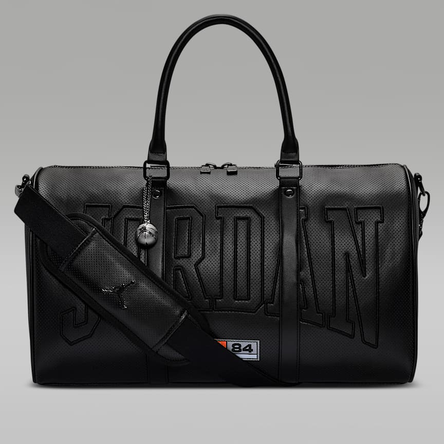 NIKE公式】ジョーダン モノグラム ダッフルバッグ (40L).オンライン